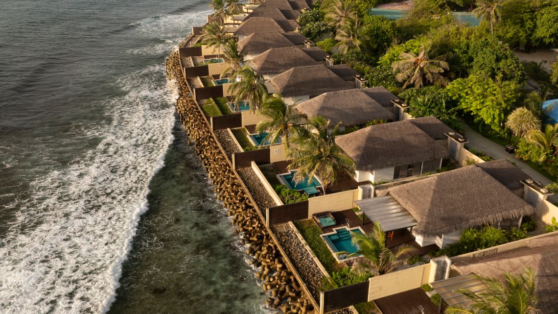 Ocean Pool Villa at Sheraton Maldives Full Moon Resort & Spa thumbnail 8